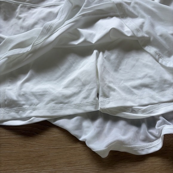 Tommy Bahama Island zone Golf Skort Size Large White Pull-on Stretch Size Large - Picture 4 of 7